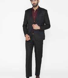 Men black solid single-breasted regular fit suit