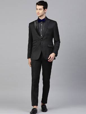 Men black solid slim fit tuxedo suit 1