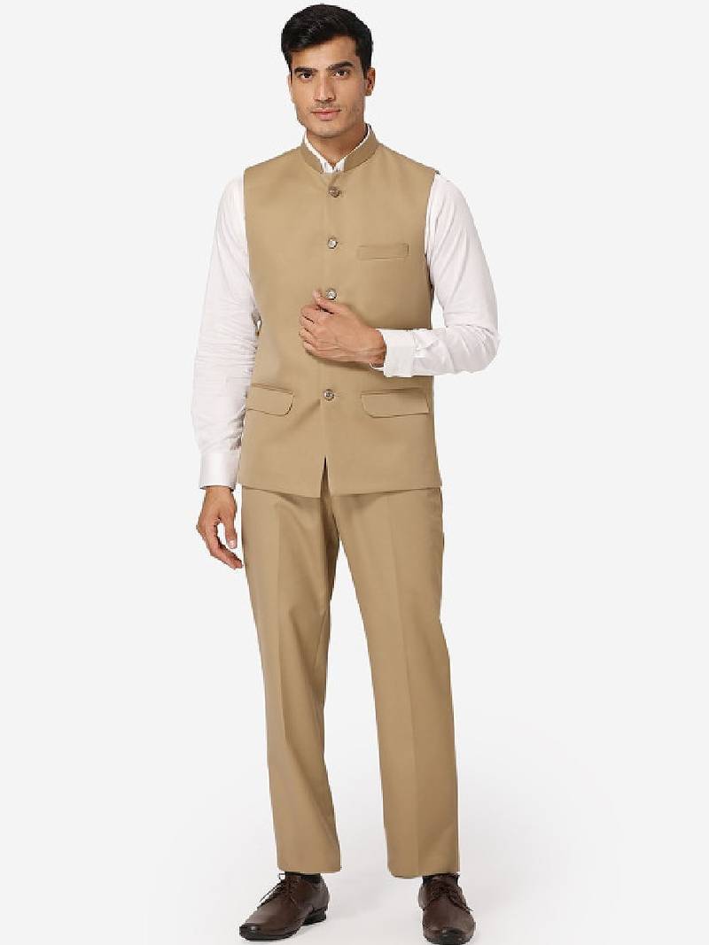 Men beige solid bandhgala formal two-piece suit