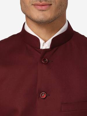 Men maroon solid bandhgala formal two-piece suit 2