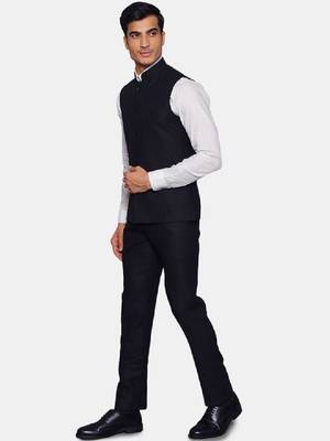 Men black solid bandhgala formal two-piece suit 4
