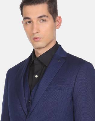 Men navy blue solid regular-fit single-breasted 3-piece formal suit 2