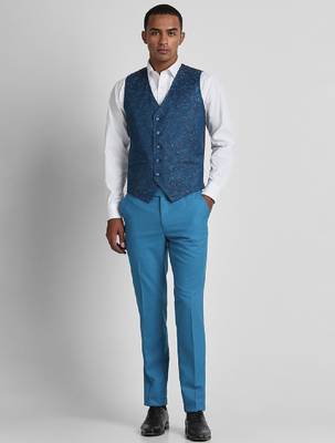 Slim-fit single-breasted three-piece formal suit 3