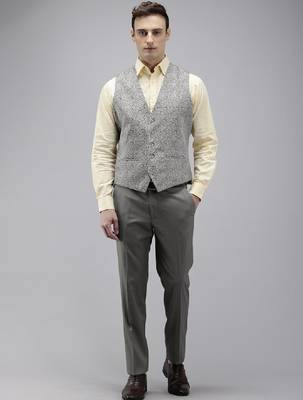 Single breasted slim fit 3-piece party wear suit 2