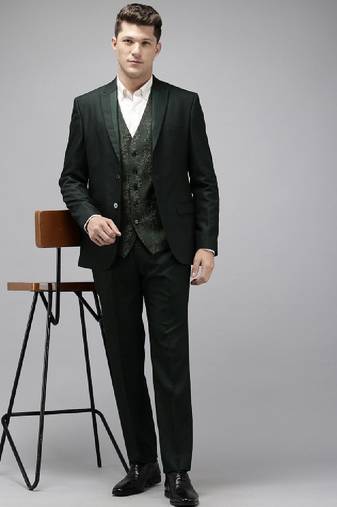 Single breasted slim fit 3-piece formal suit