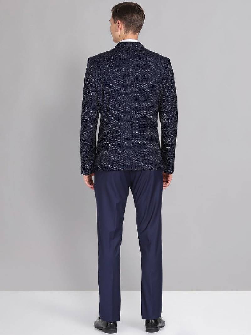 Men tailored regular fit patterned single breasted two piece suit