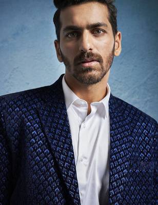 Men slim-fit single-breasted two-piece suits 2