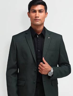 Tailored fit single-breasted two piece suit 2