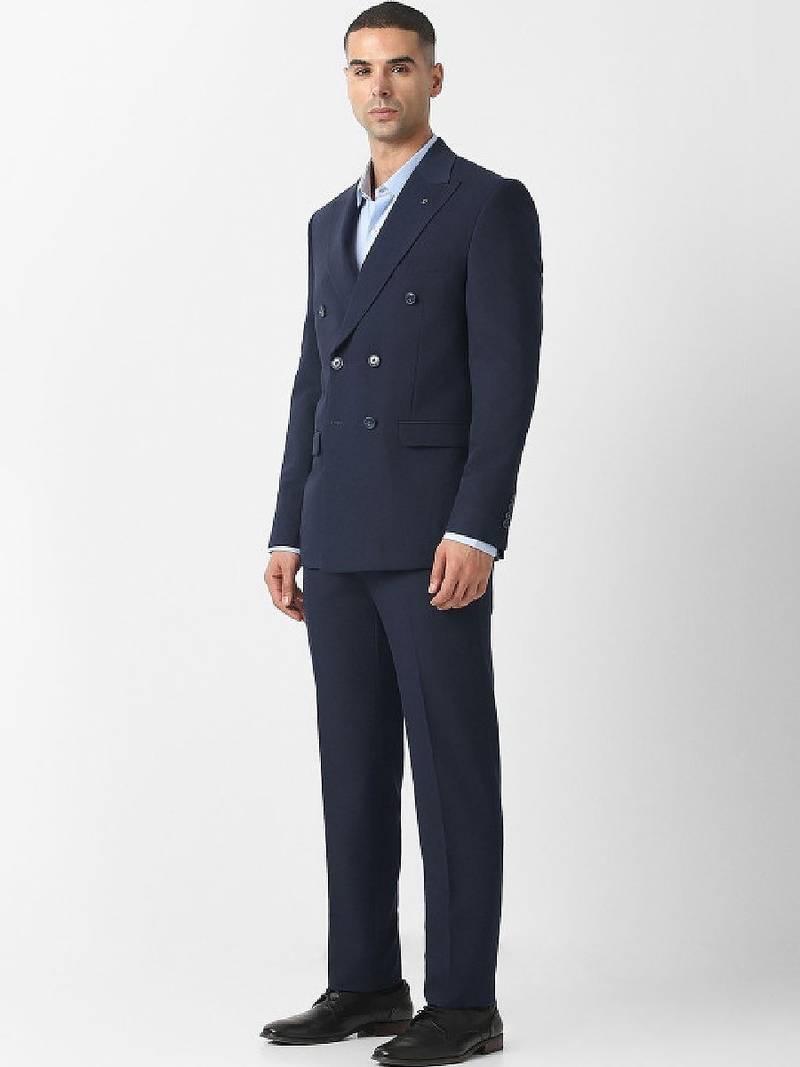 Slim-fit double-breasted two-piece suit