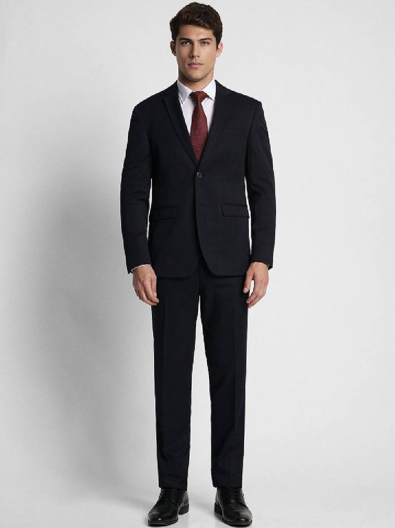 Notched lapel slim fit 2 piece blazer and trousers suit