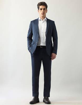 Slim-fit single breasted two piece suit 1