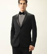 Slim-fit single-breasted three-piece suit