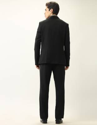 Slim-fit single-breasted three-piece suit 4