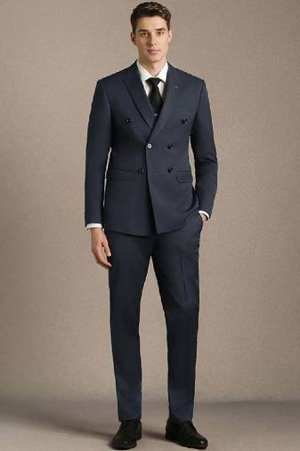 Slim-fit single-breasted two-piece suit