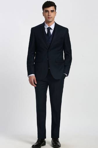 Textured slim-fit single-breasted three-piece formal suits