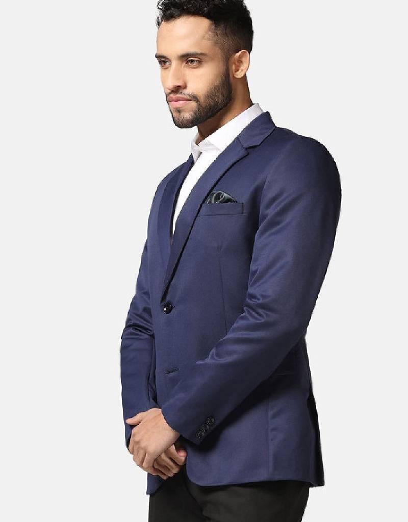 Single breasted notched lapel 2-piece suit