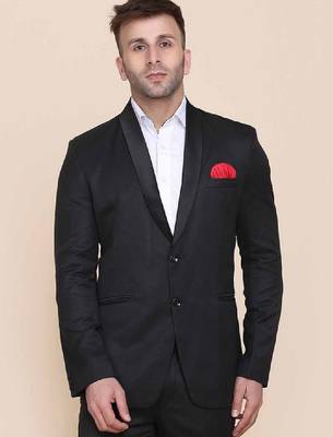 Single breasted notched lapel 2-piece suit 1
