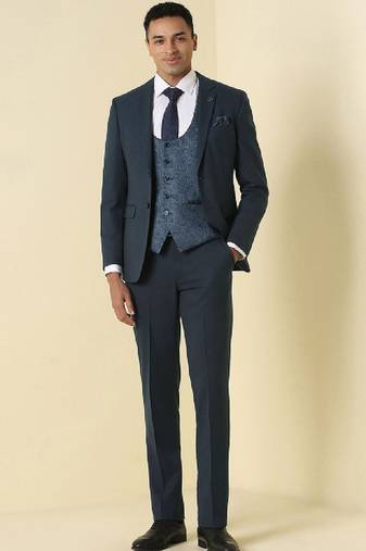 Slim-fit single-breasted three-piece suit