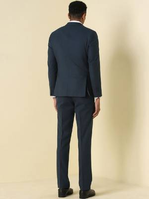 Slim-fit single-breasted three-piece suit 4