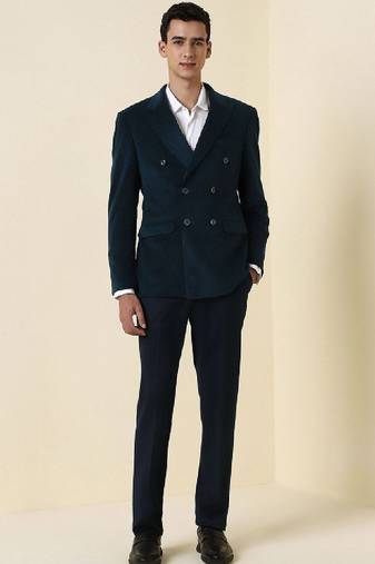 Slim fit double-breasted two-piece suits