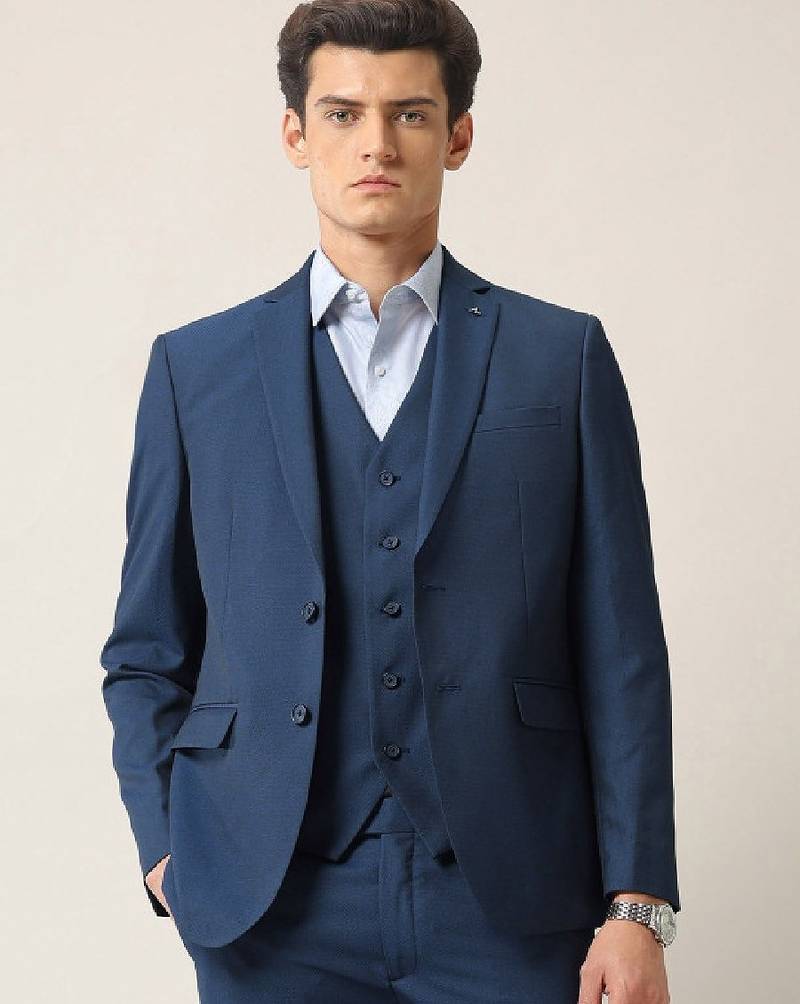 Men tailored fit 3-pieces ceremony suit