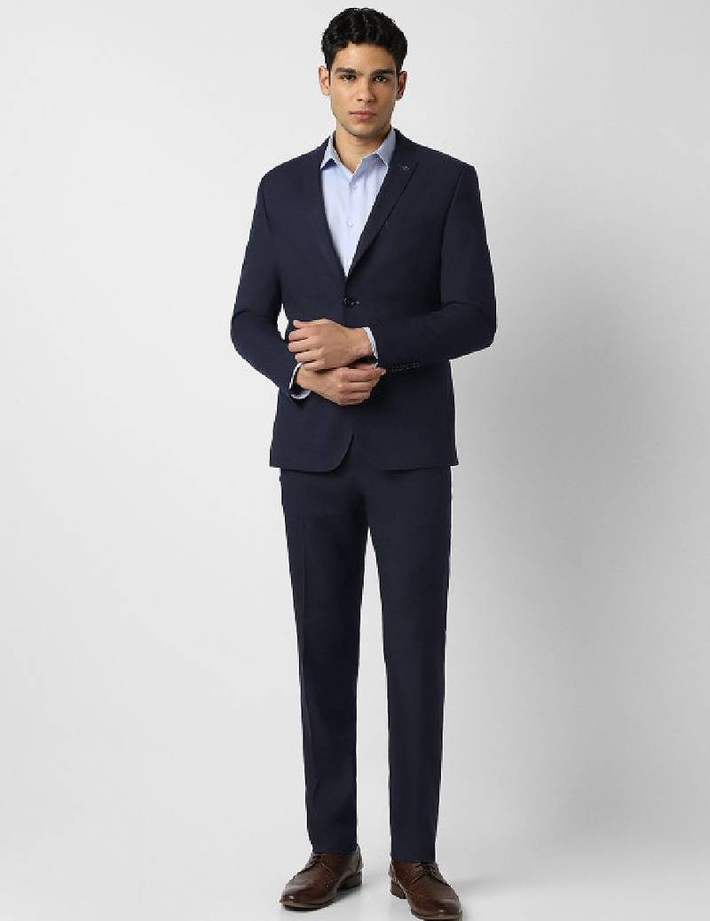 Slim-fit single-breasted two-piece suits
