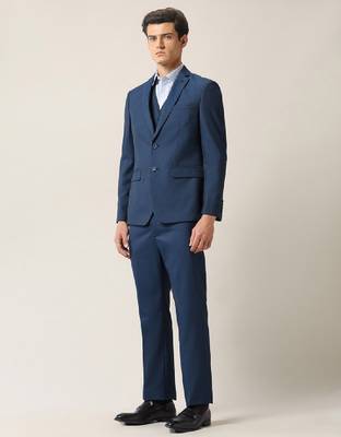 Men tailored fit 3-pieces ceremony suit 4