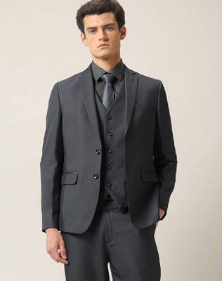 Men tailored fit single-breasted three-piece suit 1