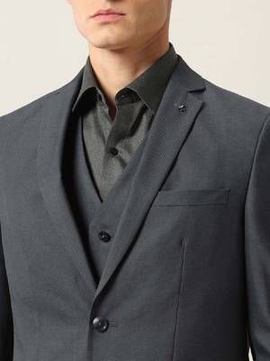 Men tailored fit single-breasted three-piece suit 3