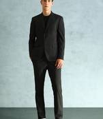 Tailored-fit single-breasted two-piece suit