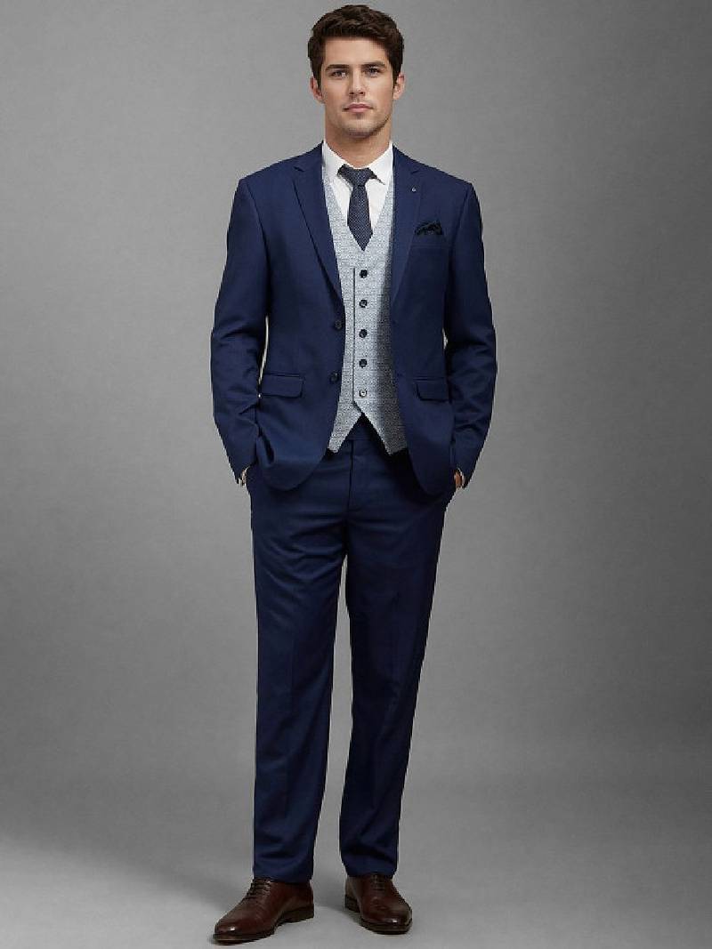 Textured slim fit single-breasted three piece formal suit
