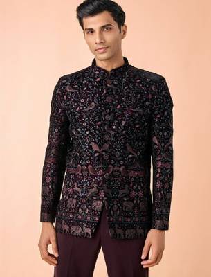 Single breasted bandhgala suit 1