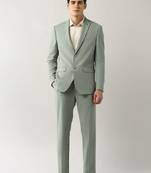 Tailored fit single-breasted two-piece formal suit