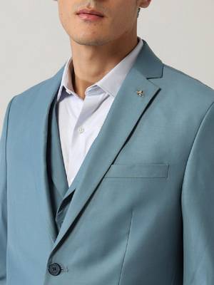 Men tailored-fit three-piece formal suit 2