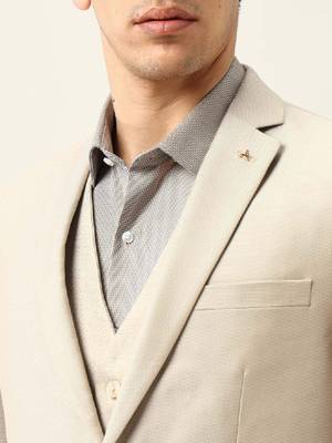Ceremonial self design tailored-fit single-breasted three-piece formal suit 2