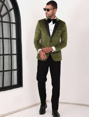 Slim-fit peaked lapel 2-piece suits 1