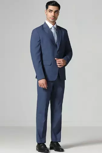 Single-breasted two-piece suit