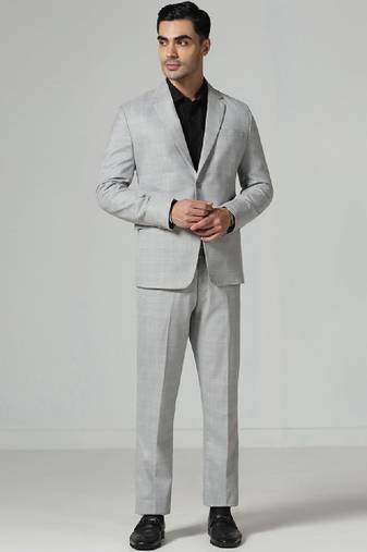 Single-breasted two-piece suit