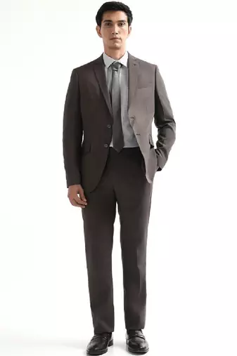 Checked notched lapel tailored fit 2 piece suit