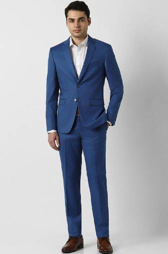Slim-fit single-breasted two-piece suit