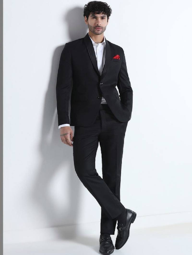 Single-breasted two-piece suits