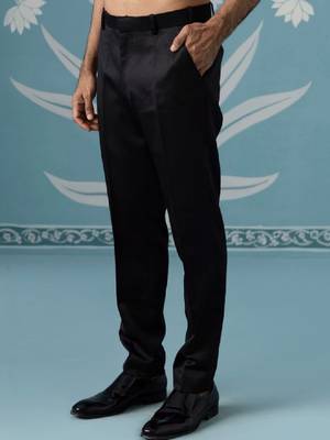Black lavender textured mandarin collar bandhgala suit 4