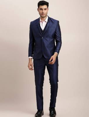 Tailored-fit single-breasted three-piece suit 1