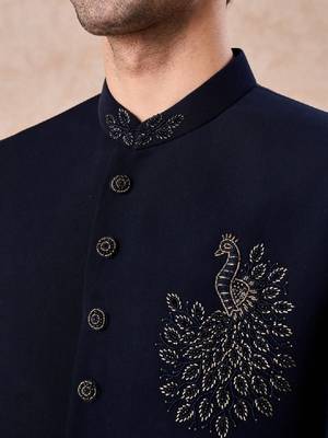 Self design tailored fit jodhpuri two-piece suit 2