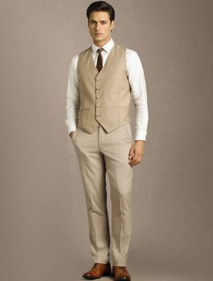 Slim-fit single-breasted three-piece suit 2
