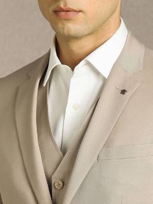 Slim-fit single-breasted three-piece suit 4