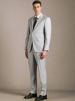 Slim-fit single-breasted two-piece suit 2