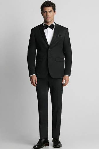 Slim-fit single-breasted two-piece suit