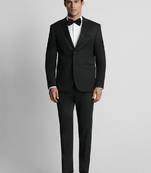 Slim-fit single-breasted two-piece suit