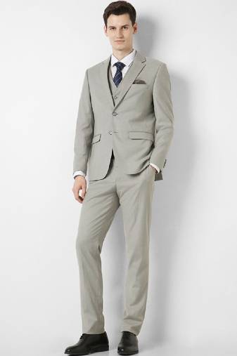 Notched lapel slim fit 3 piece suits